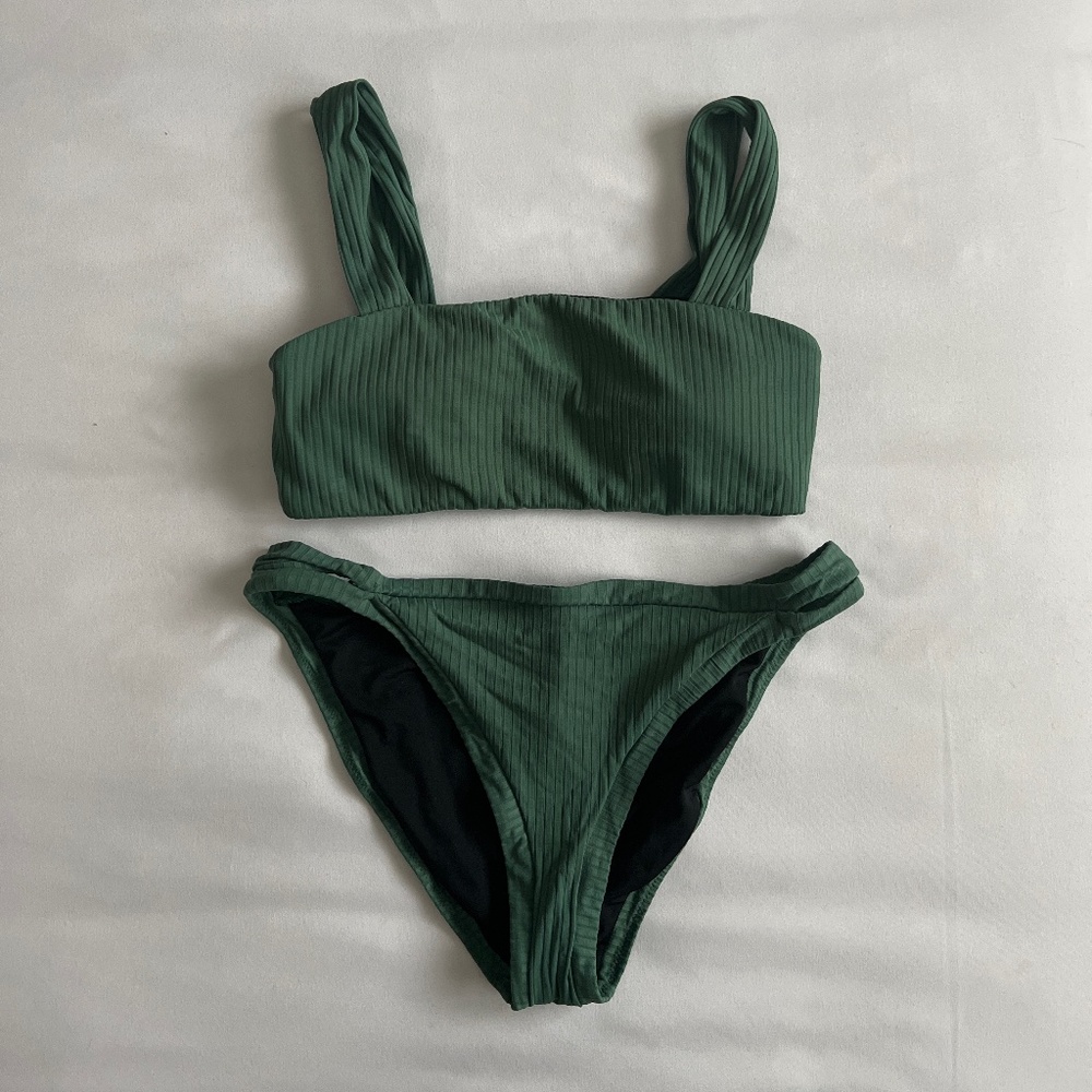 Simons bikini